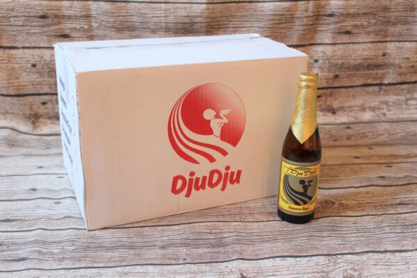 Wir freuen uns, Ihnen das original ghanaische DjuDju Bier Banane anbieten zu können!