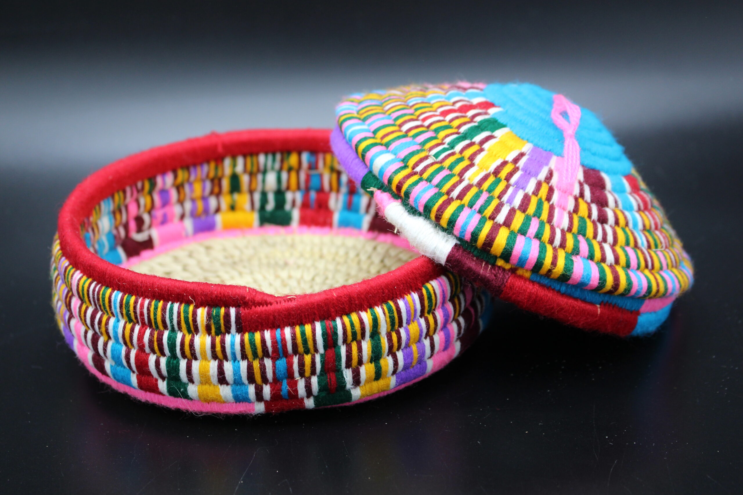 Dose mit Deckel groß - Mehrfarbig – Bild 2