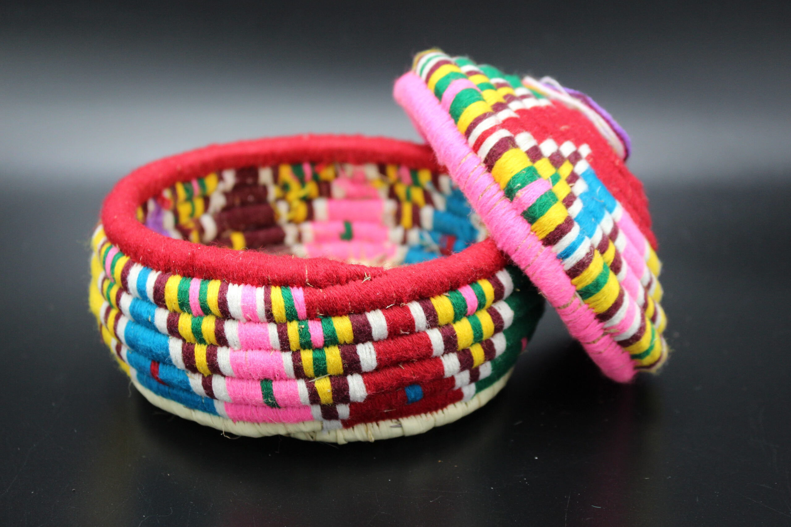 Dose mit Deckel groß - Mehrfarbig – Bild 2