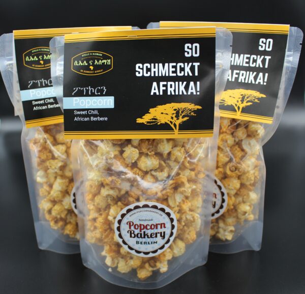 Unter Sweet können sich viele etwas vorstellen. Chili bedeutet, dieses Popcorn ist eine Kombination mit äthiopischem Berbere.