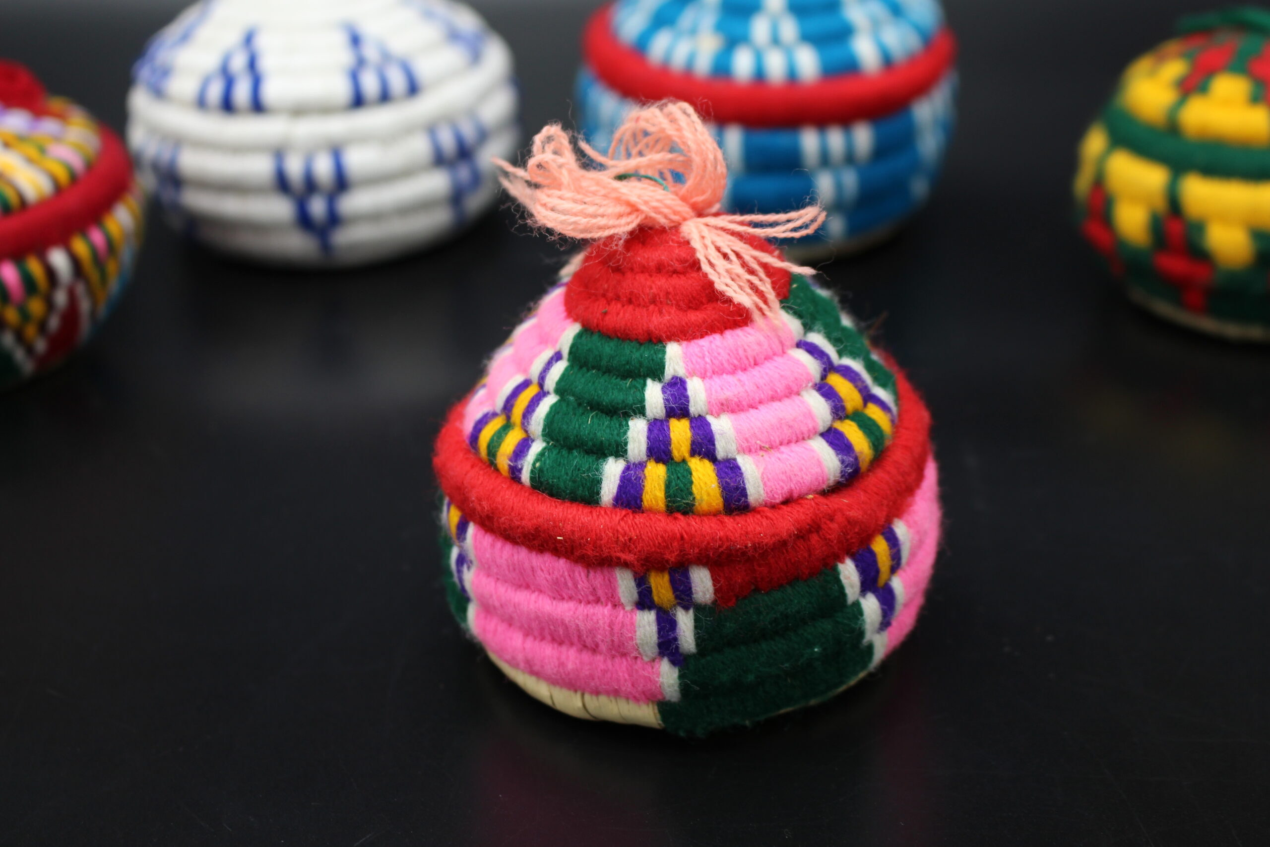 Dose mit Deckel klein - Rosa-Grün