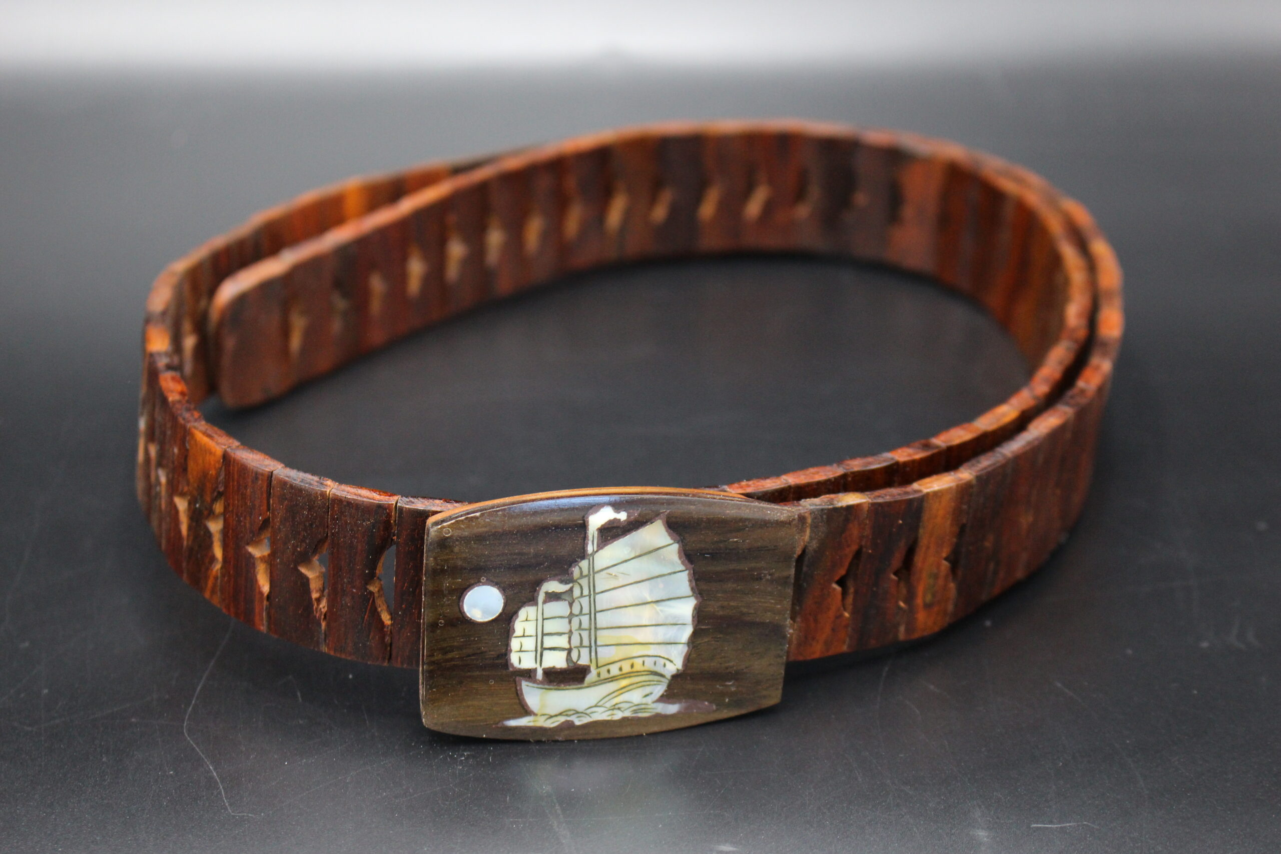 Gürtel aus Holz – Bild 3