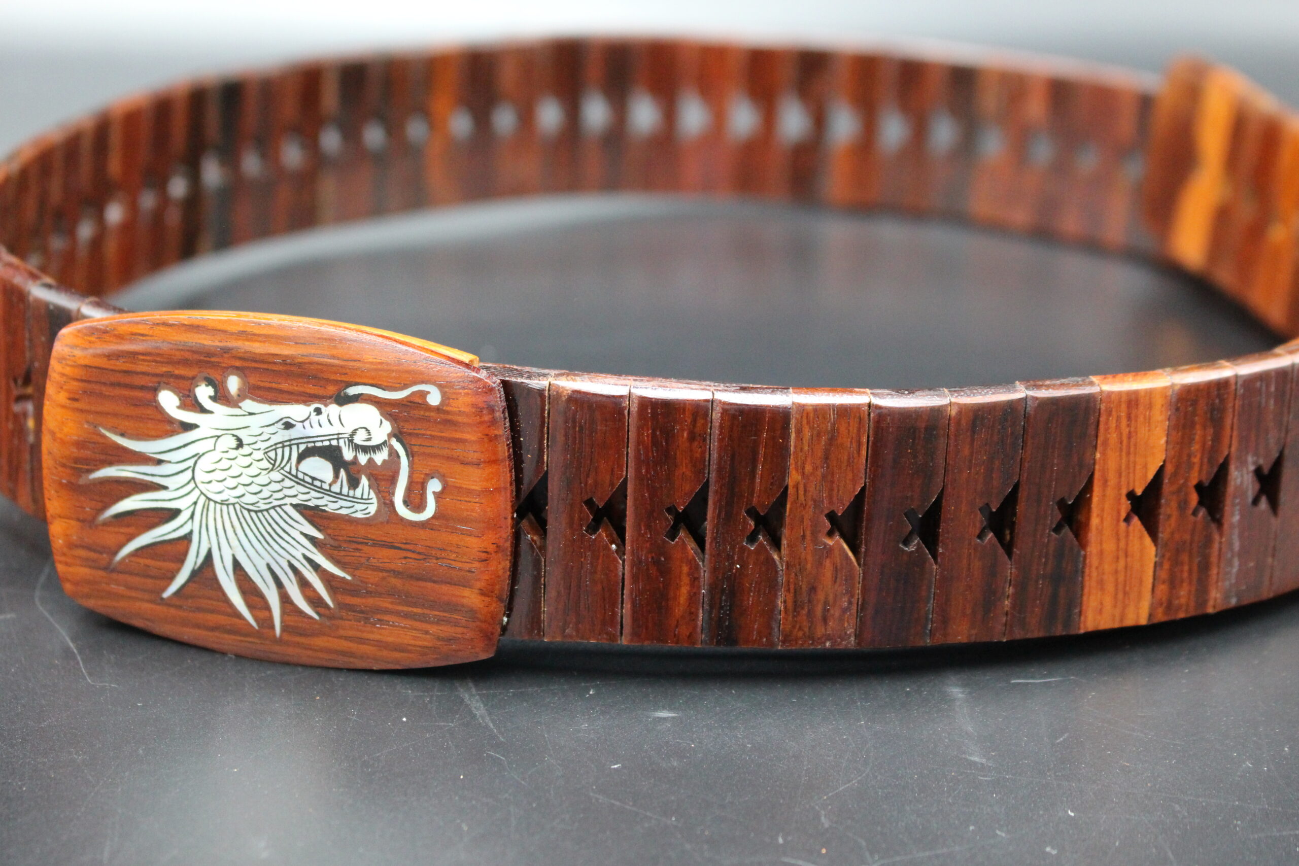 Gürtel aus Holz – Bild 11