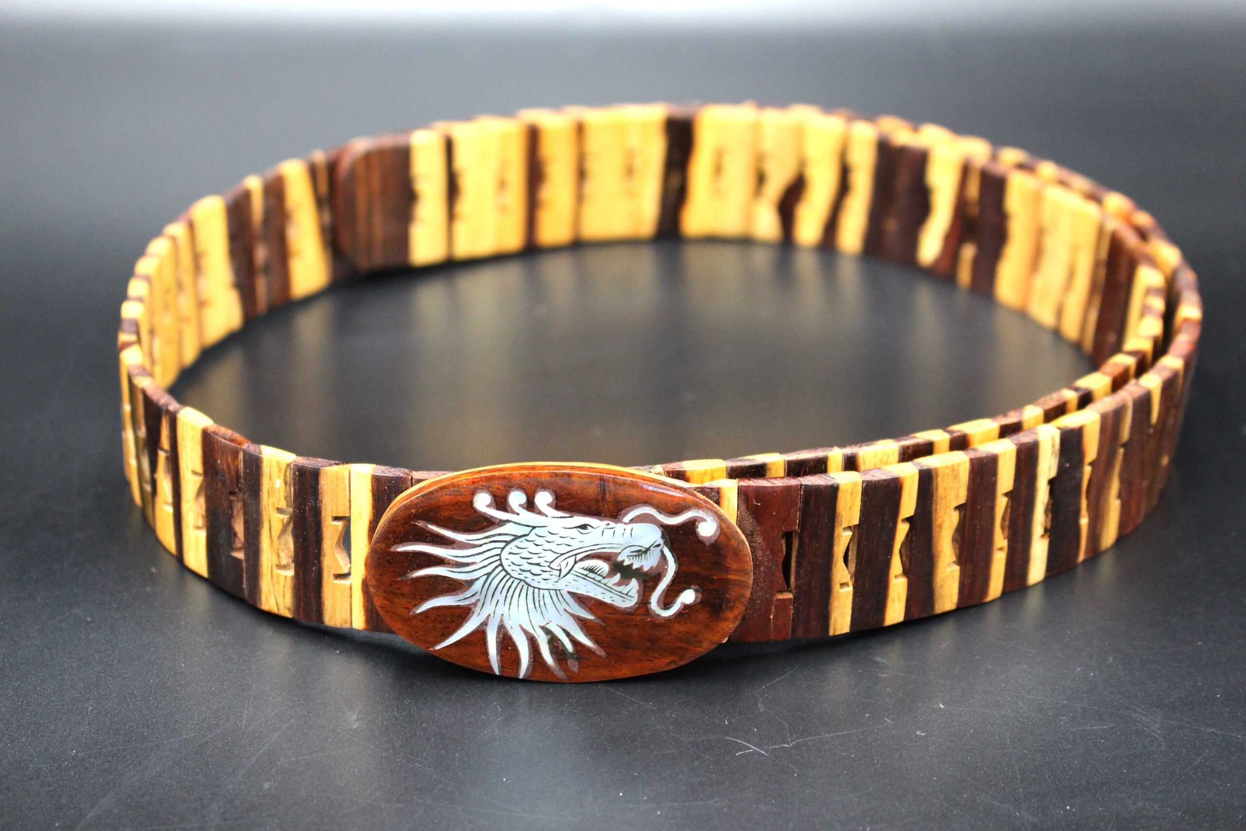 Gürtel aus Holz – Bild 13