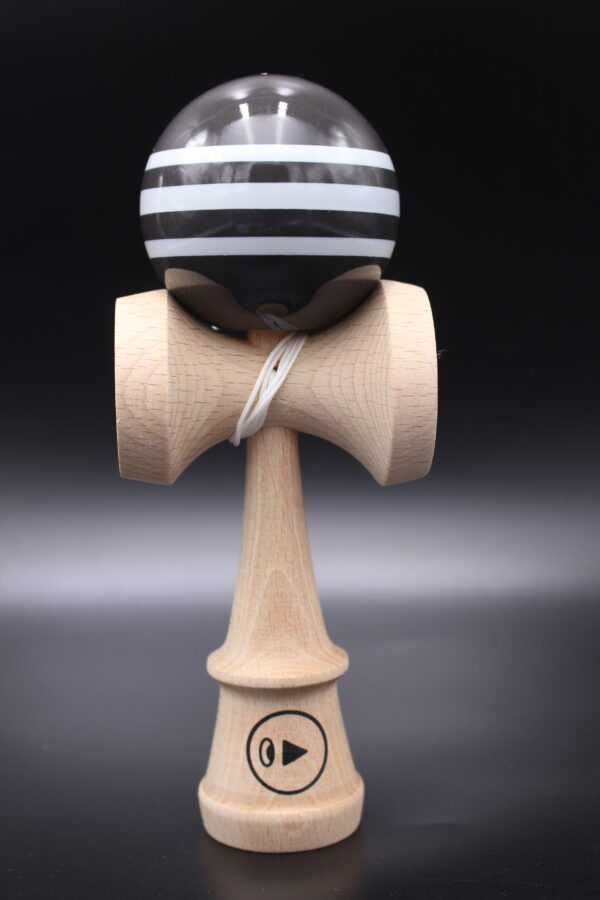 Kendama Play X "Black Delicious"