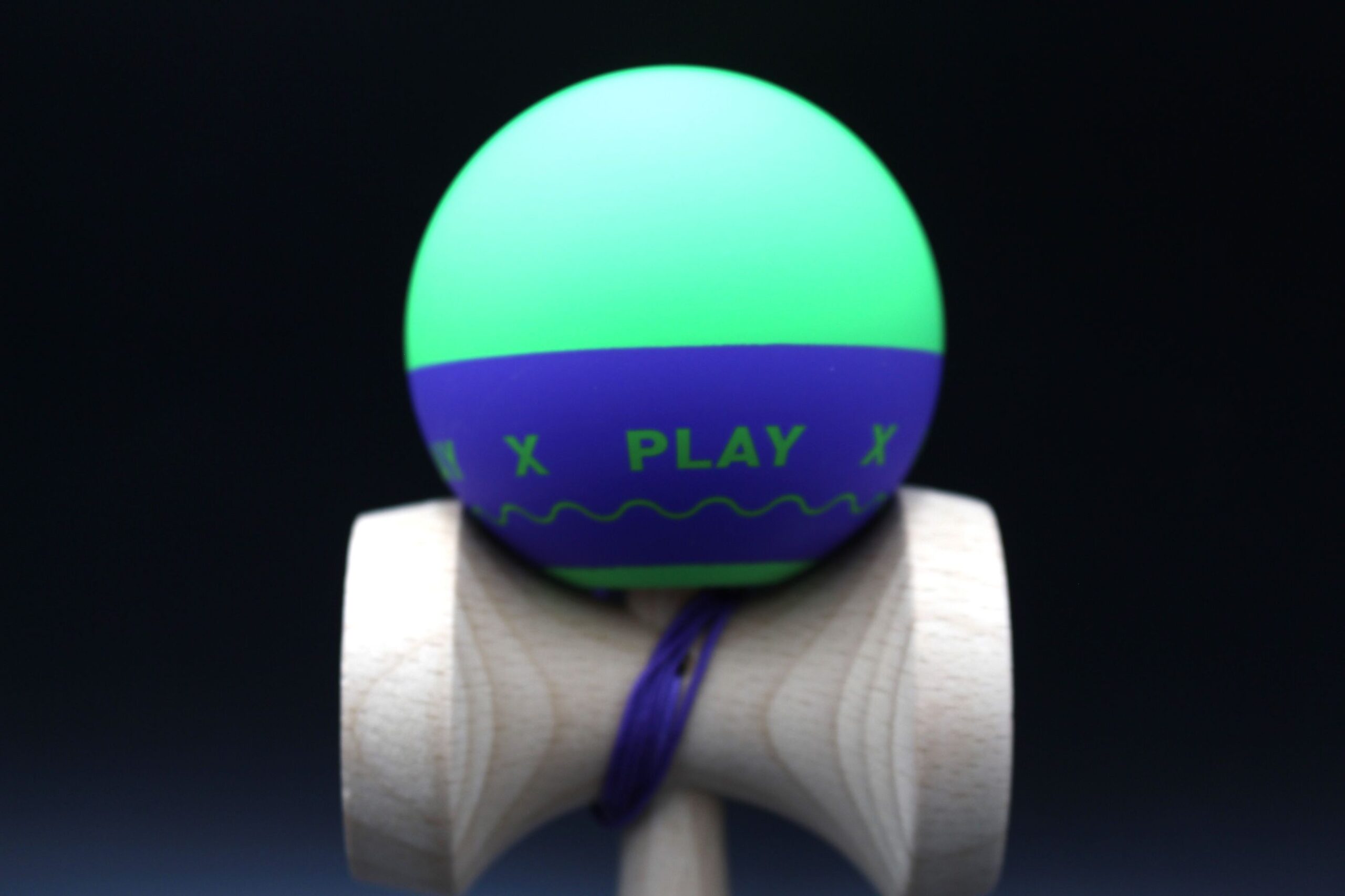 Kendama Play X Grip "Greenberry" – Bild 2